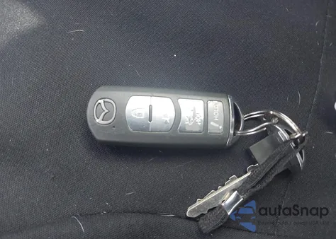 2015 Mazda Mazda3 I Touring z USA, uszkodzony, nr VIN 3MZBM1V77FM229366